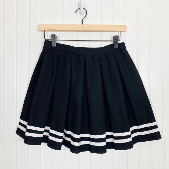 Hot Topic Womens Pleated Mini Skirt Size S/M Tennis Preppy Dark Academia Grunge - Picture 2 of 10